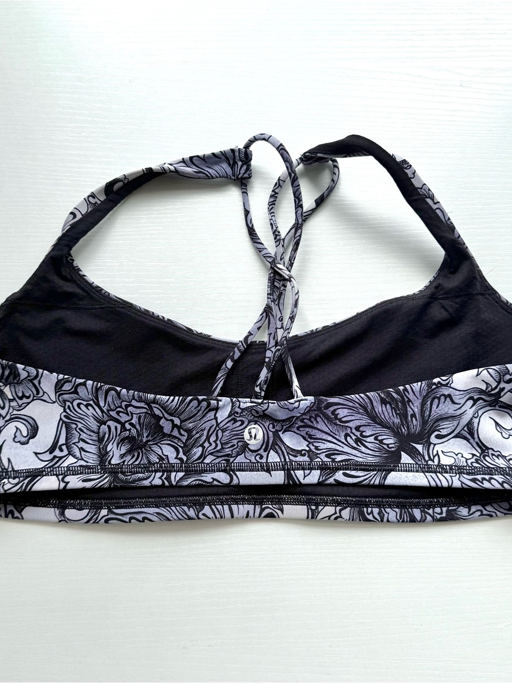 Lululemon Free to Be Sports Bra size 12 - Picture 2 of 4